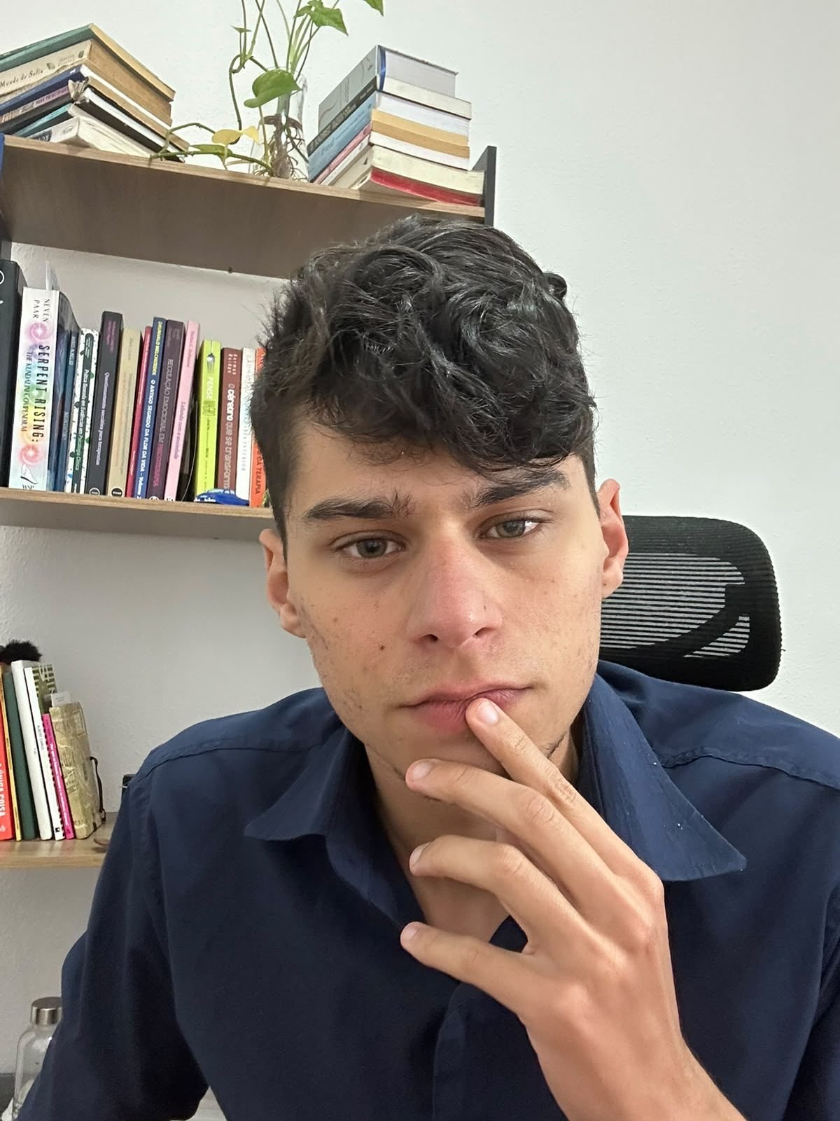 Pedro De Thomaz em atendimento